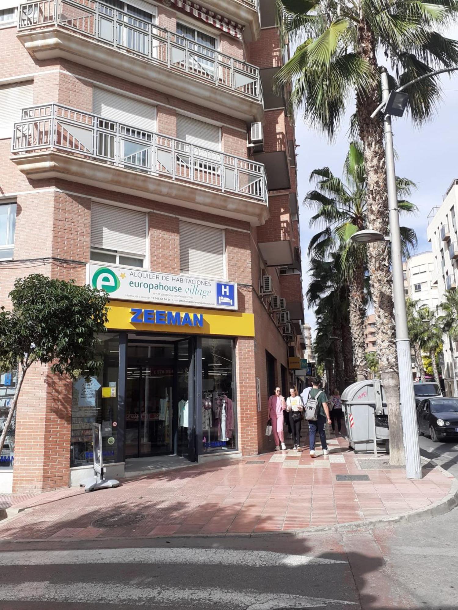 Hostel Europa House Village San Vicente Raspeig