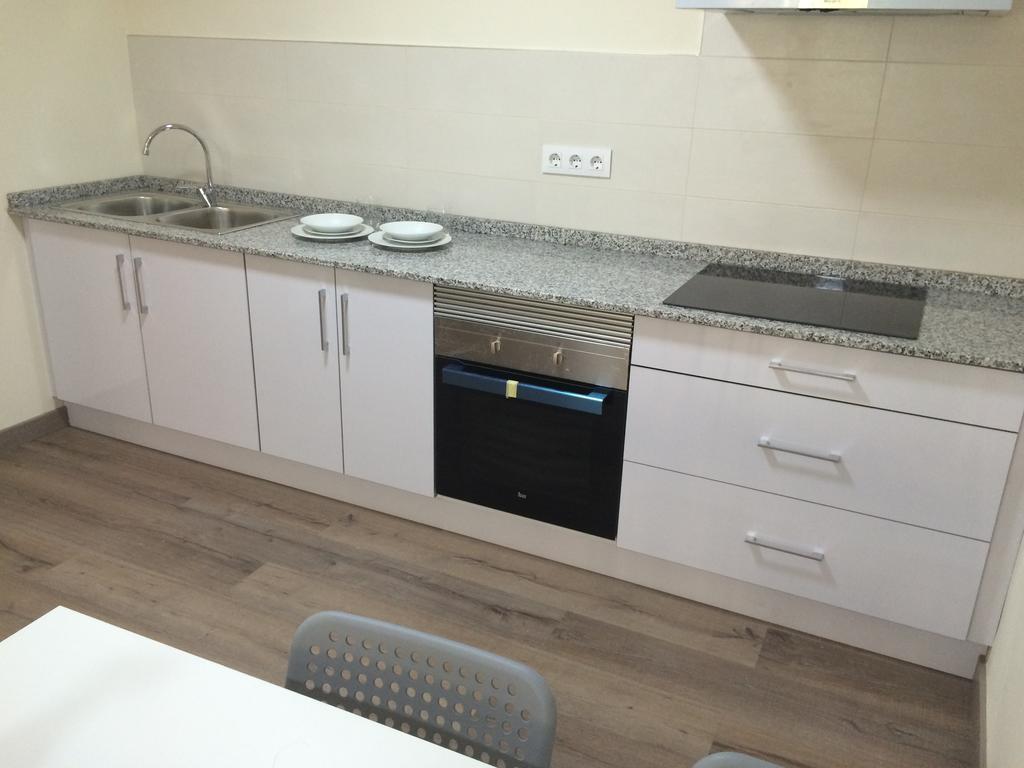 Europa House Village Hostel *